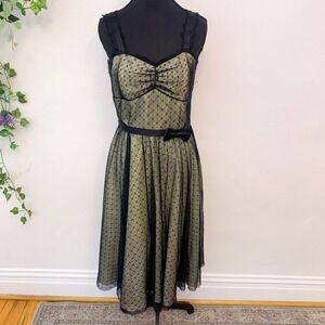 Vintage De Laru Black Mesh fit flare dress Size‎ Small